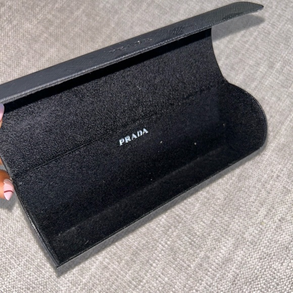 Prada Elegant Black Eyewear Holder - Picture 2 of 6